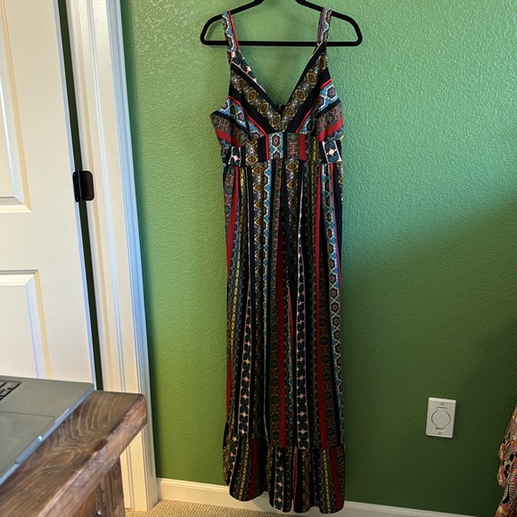 Paisley sundress with fitted bodice. Soft & super comfortable. - Picture 5 of 8